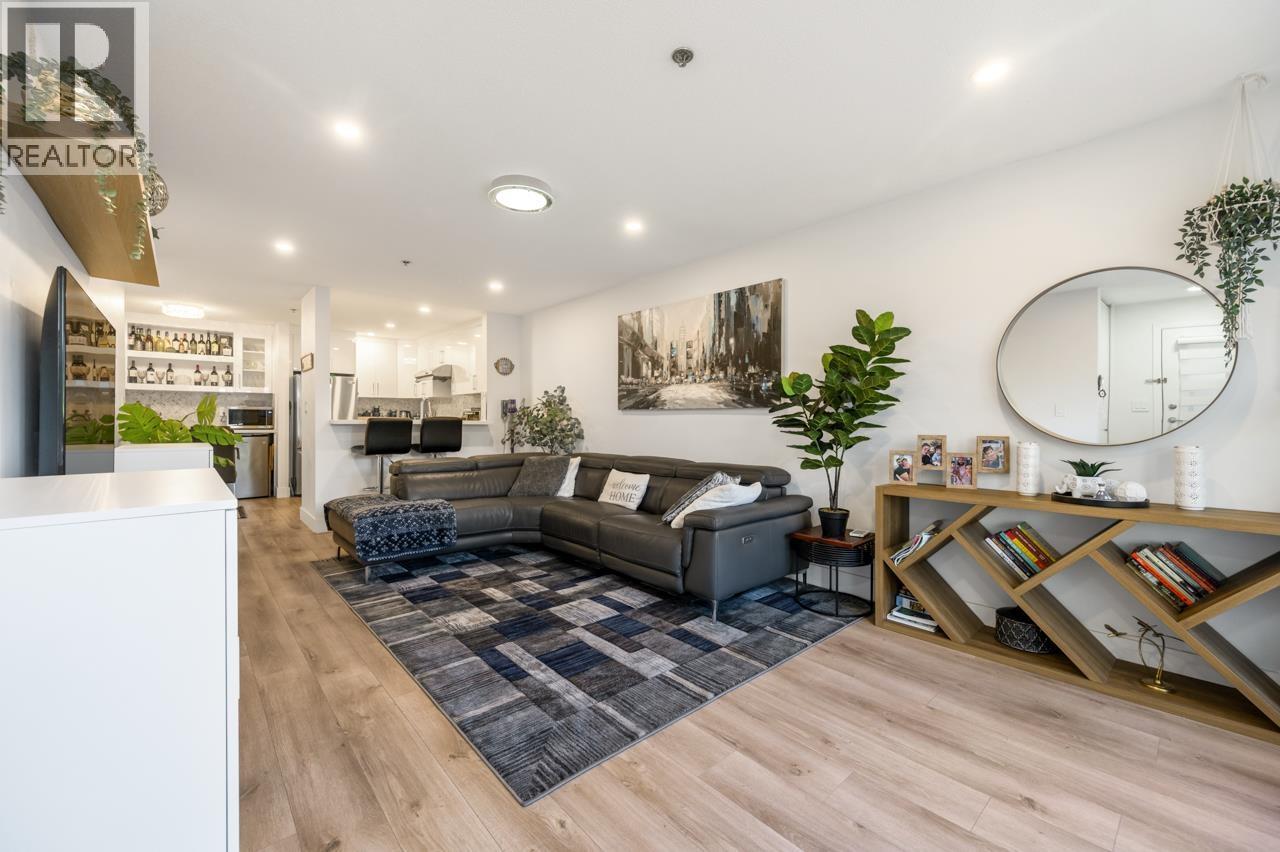#119-7800 ST. ALBANS Road, Richmond