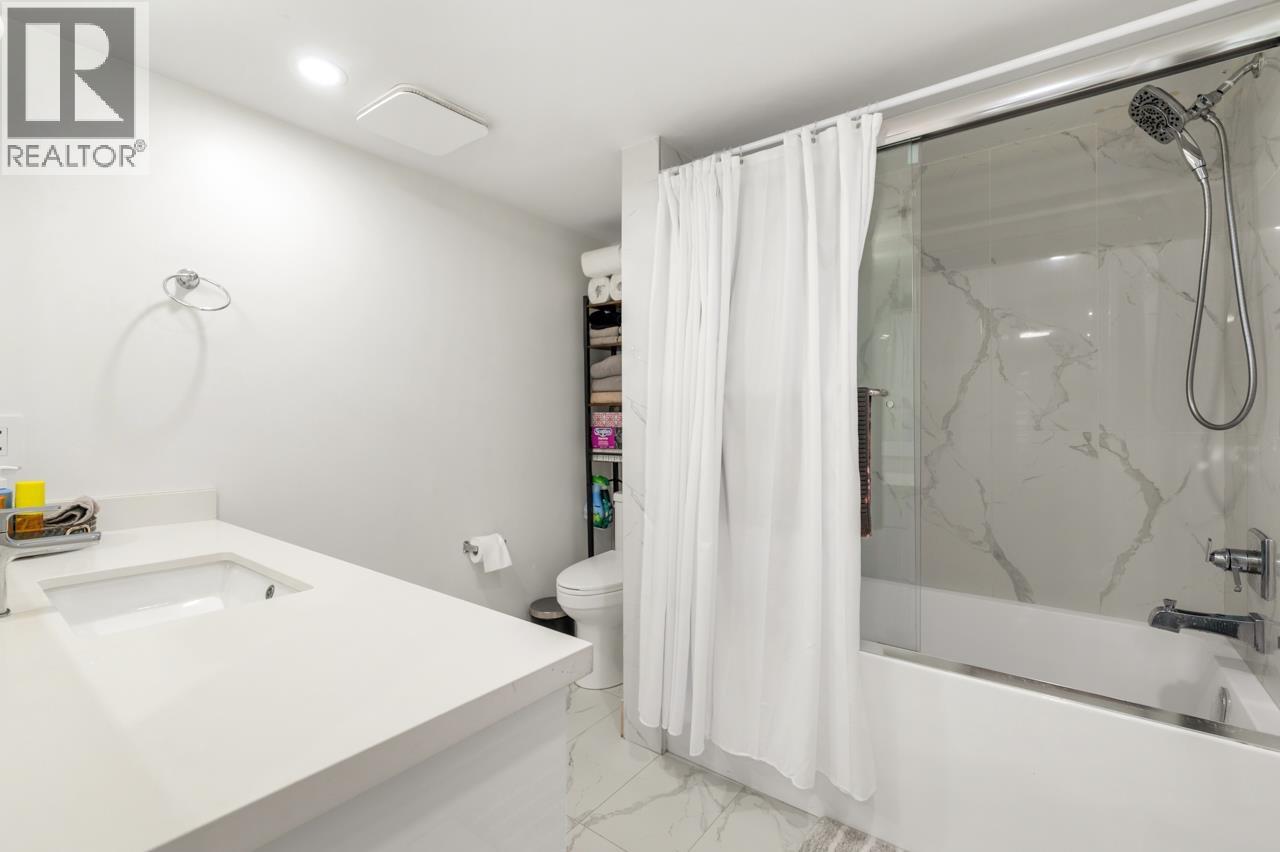 #119-7800 ST. ALBANS Road, Richmond