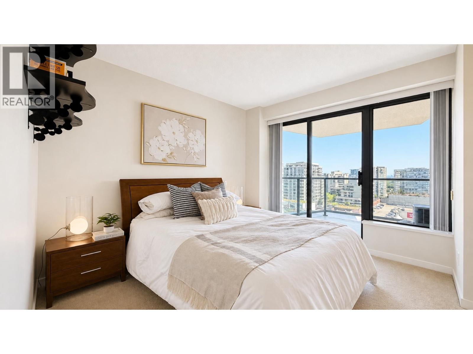 #1505-5811 NO. 3 Road, Richmond