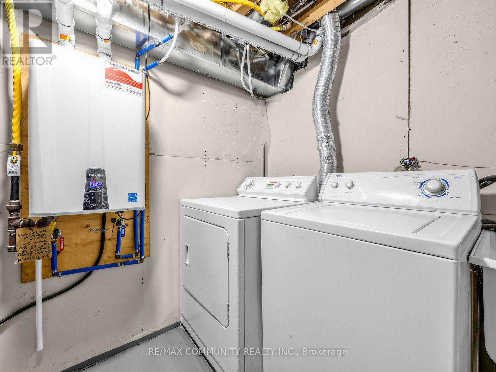 37 TINBURY PLACE - 27