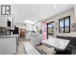 12730 216 Street, Maple Ridge, BC V2X7J9 Photo 15