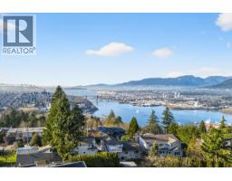 291 N Springer Avenue, Burnaby, BC V5B1H5 Photo 6
