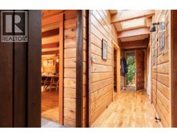 5817 Eagle Island, West Vancouver, BC V7W1V6 Photo 19