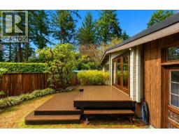 5817 Eagle Island, West Vancouver, BC V7W1V6 Photo 27
