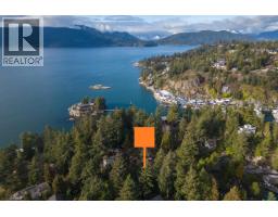 5817 Eagle Island, West Vancouver, BC V7W1V6 Photo 36
