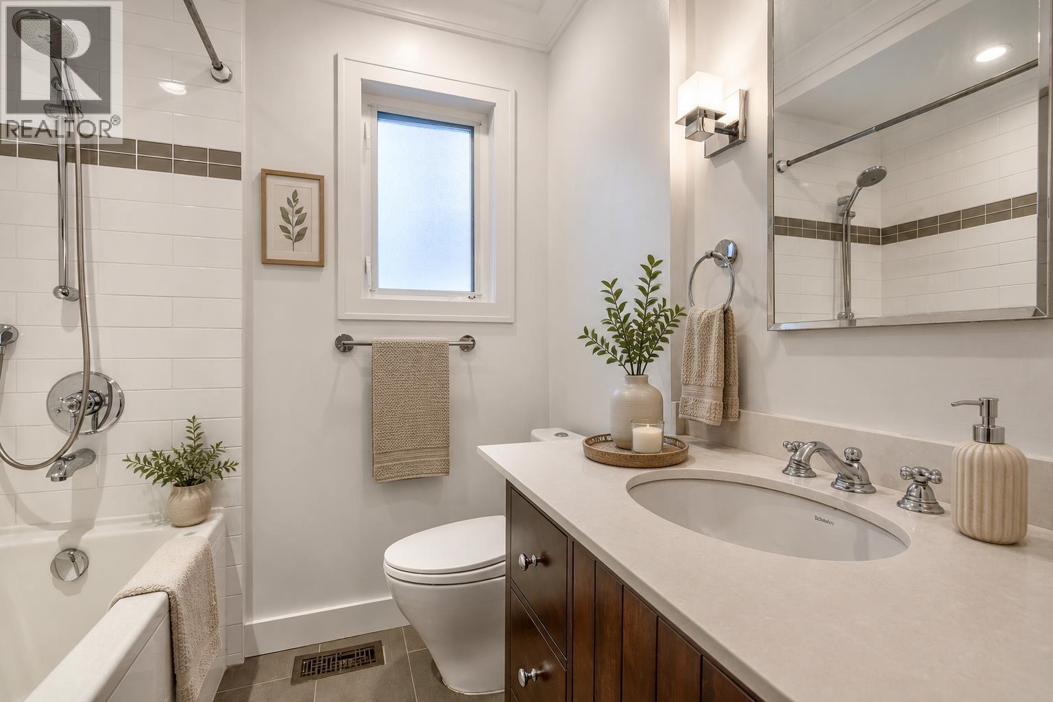 3 Bed, 2 Bath House for Sale in Vancouver – 2576 PARKER STREET, Vancouver – MLS# R3152199 - Image 8