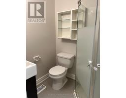 Upper - 211 Silverbirch Drive, Newmarket, ON L3Y2Z6 Photo 10