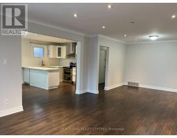 Upper - 211 Silverbirch Drive, Newmarket, ON L3Y2Z6 Photo 7