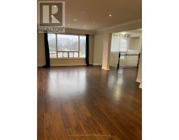 Upper - 211 Silverbirch Drive, Newmarket, ON L3Y2Z6 Photo 8