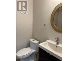 Upper - 211 Silverbirch Drive, Newmarket, ON L3Y2Z6 Photo 9