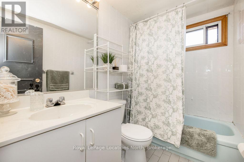 77 LAIDLAW STREET - Image 18