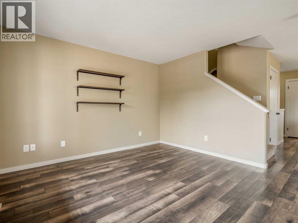 120 Mt Sundial Court W - Image 5