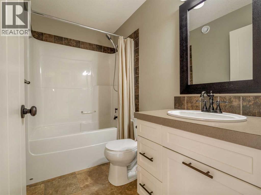 120 Mt Sundial Court W - Image 27
