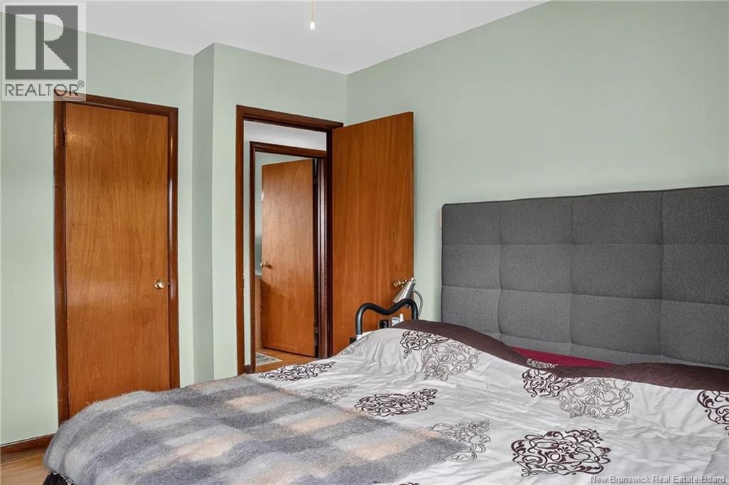 7 Kelton Street - 15