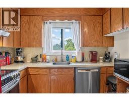 Living room - 7 Kelton Street, Saint John, NB E2J3A8 Photo 11