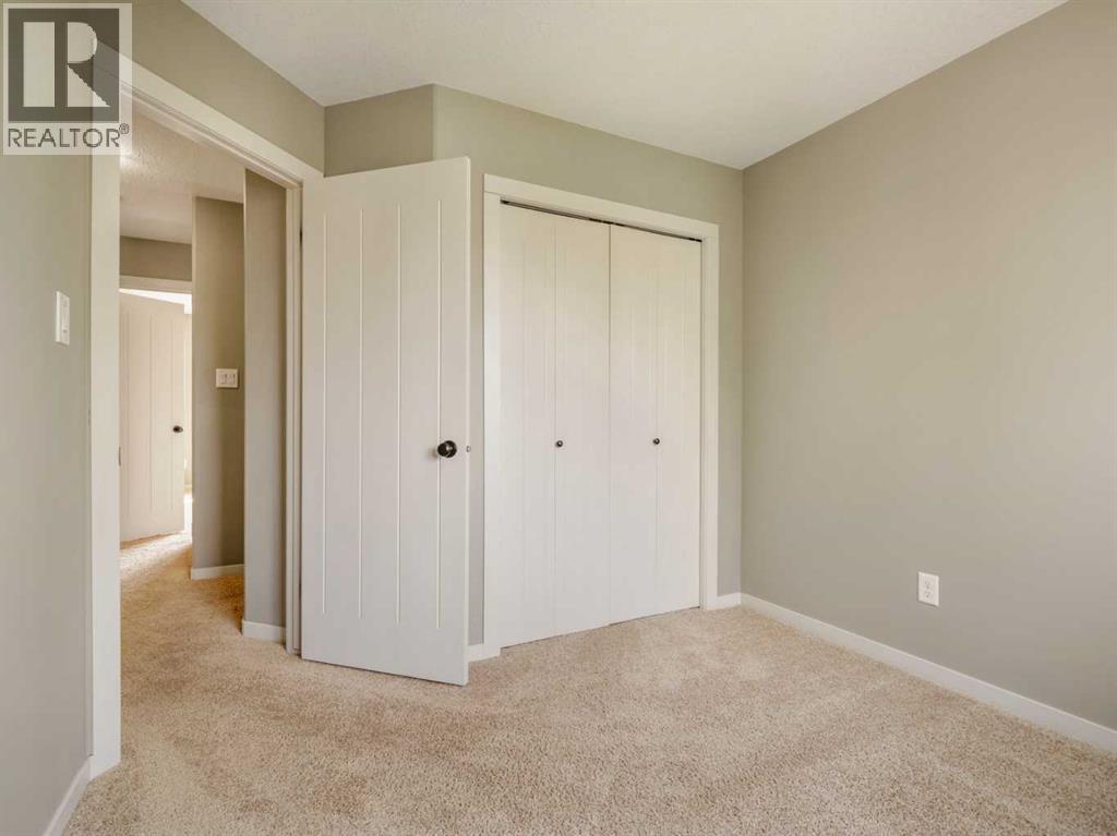 120 Mt Sundial Court W - Image 25