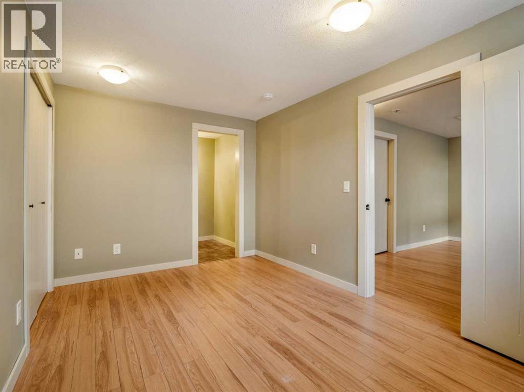 120 Mt Sundial Court W - Image 34
