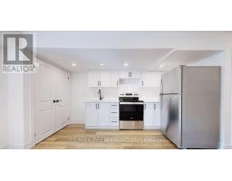 Lower - 208 Mcroberts Avenue W, Toronto, ON M6E4P5 Photo 6