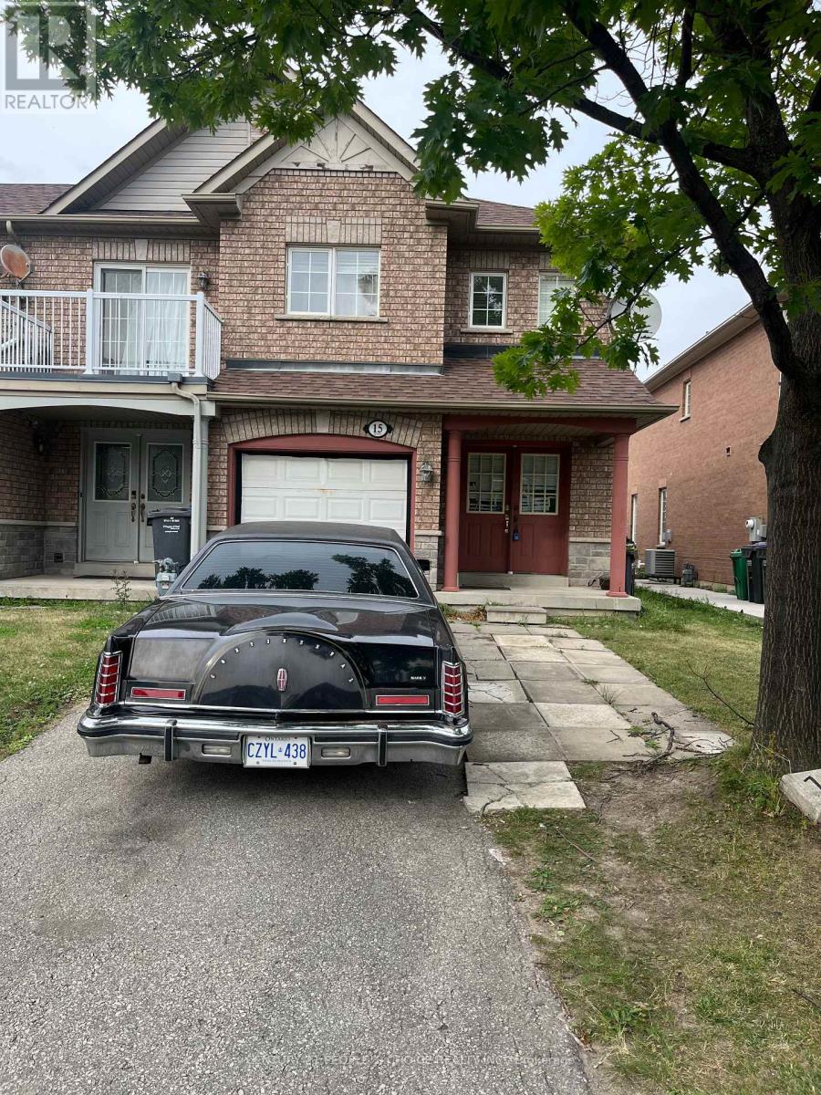 Photo of 15 Checkerberry Crescent