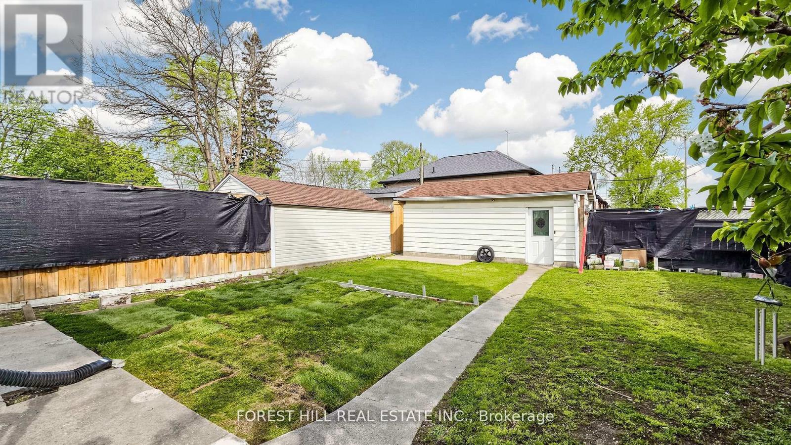 2 ELLINS AVENUE - 7