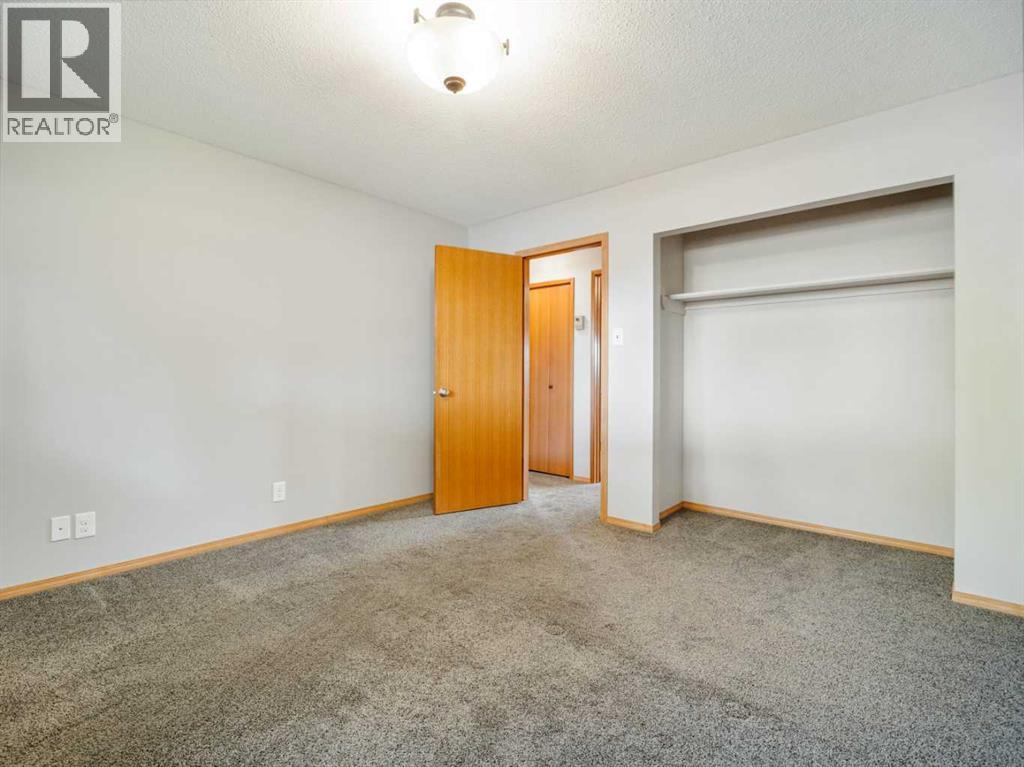 1114 Great Lakes Road S - 18
