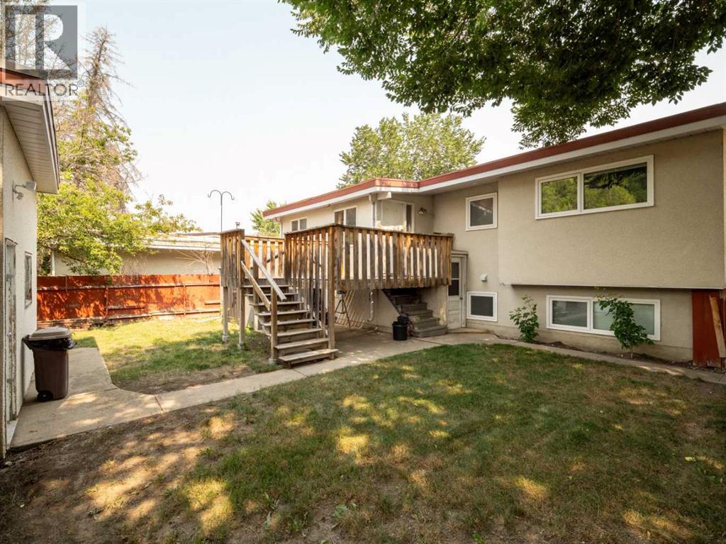 1114 Great Lakes Road S - 36