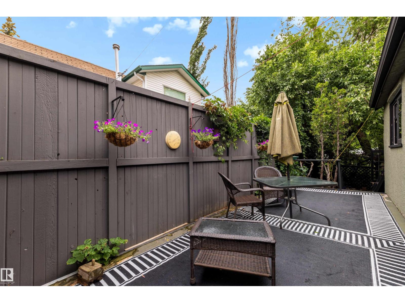 12220 109 AV NW - 6