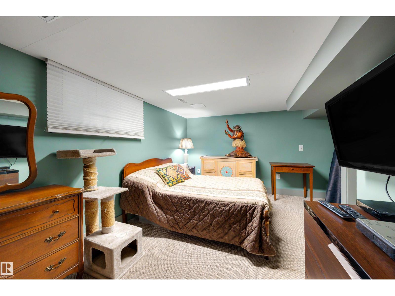 12220 109 AV NW - 27