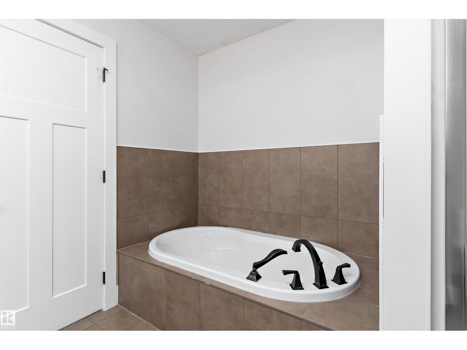 5811 MULLEN PL NW - Image 28