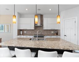 5811 Mullen Pl Nw, Edmonton, AB T6R0T9 Photo 12
