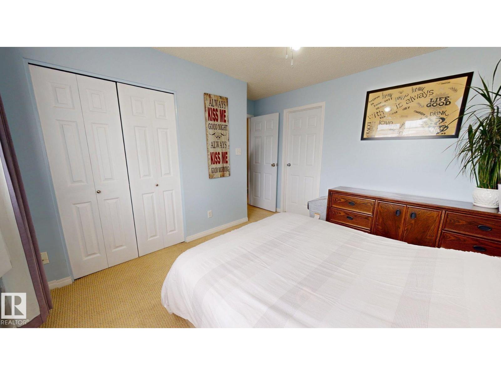 7935 22 Avenue NW - Photo 9