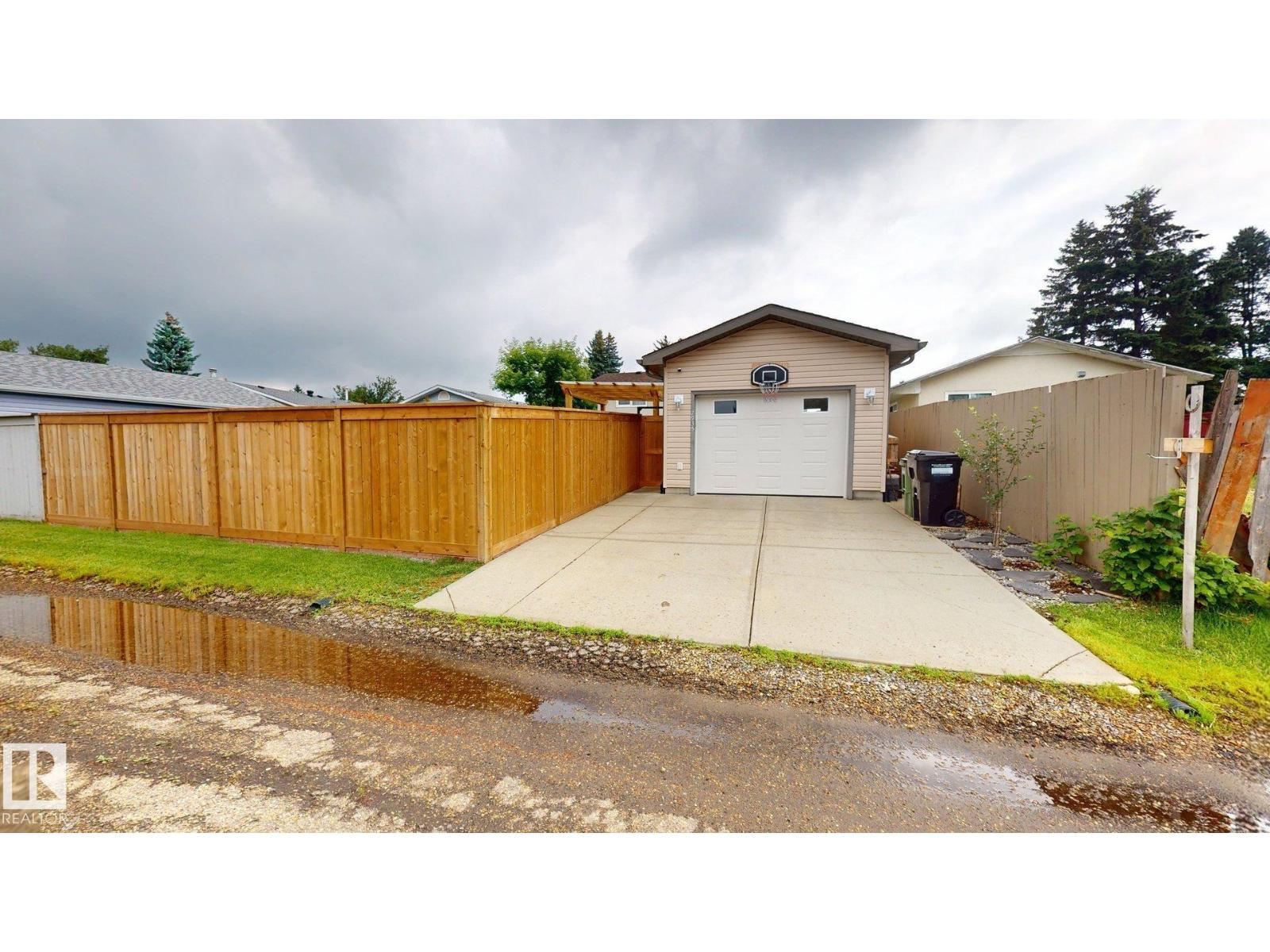 7935 22 Avenue NW - Photo 16