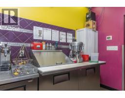 160 Trans Canada Highway Ne Unit# D, Salmon Arm, BC V1E4R2 Photo 11