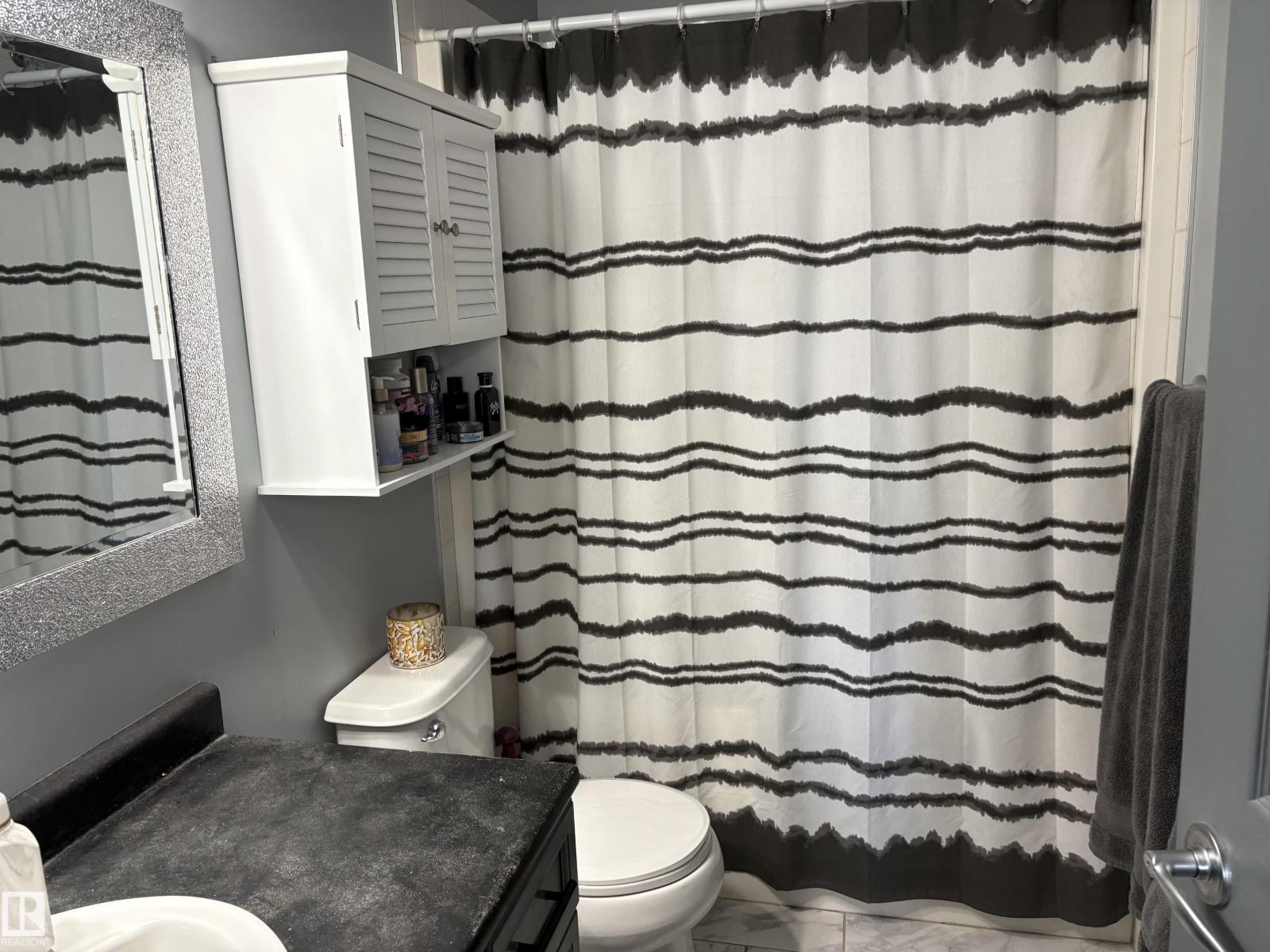 #18 4900 62 ST - Image 8