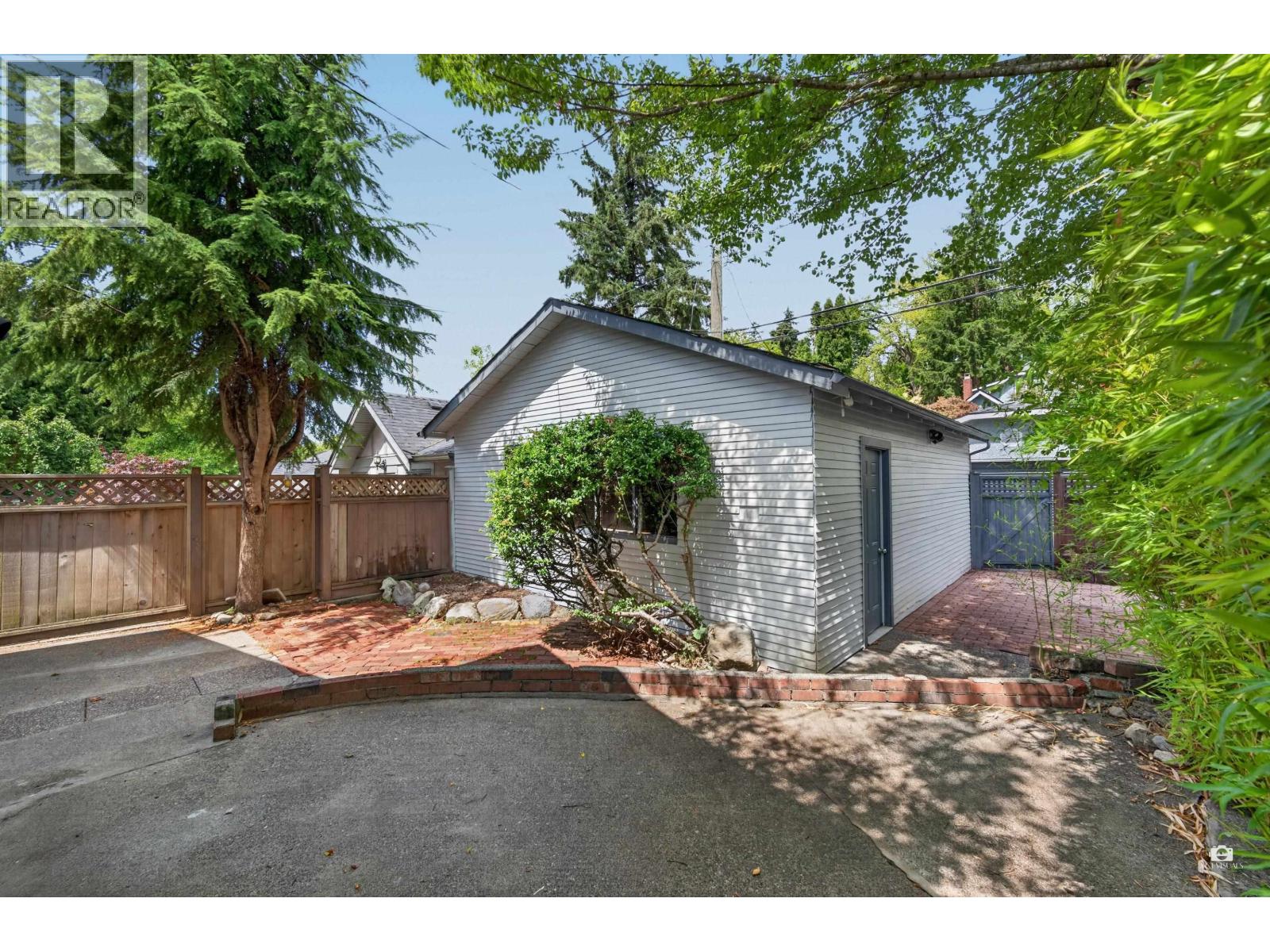 3 Bed, 3 Bath House for Sale in Vancouver – 3771 W 30TH AVENUE, Vancouver – MLS# R3152206 - Image 7