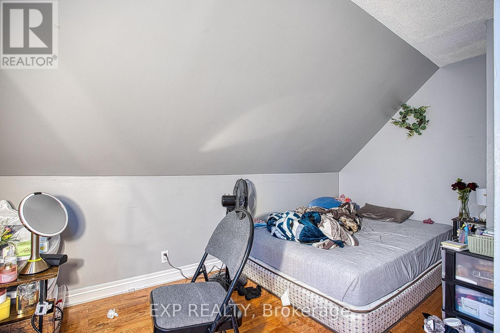 99 MOHAWK ROAD W - 10