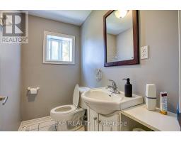 Bathroom - 99 Mohawk Road W, Hamilton, ON L9C1W2 Photo 11