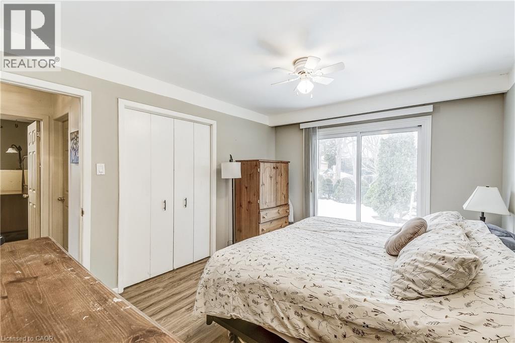 2145 SANDRINGHAM Drive - 17
