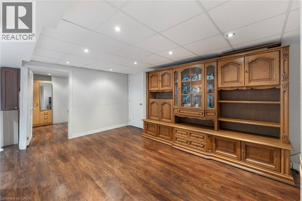 Thumbnail 39