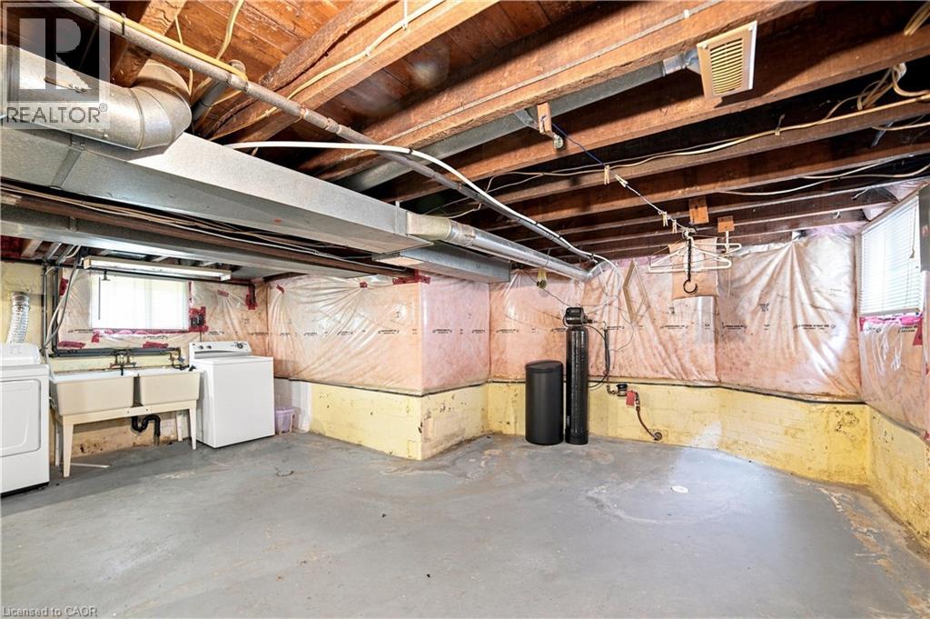 156 TRAGINA Avenue N - 25