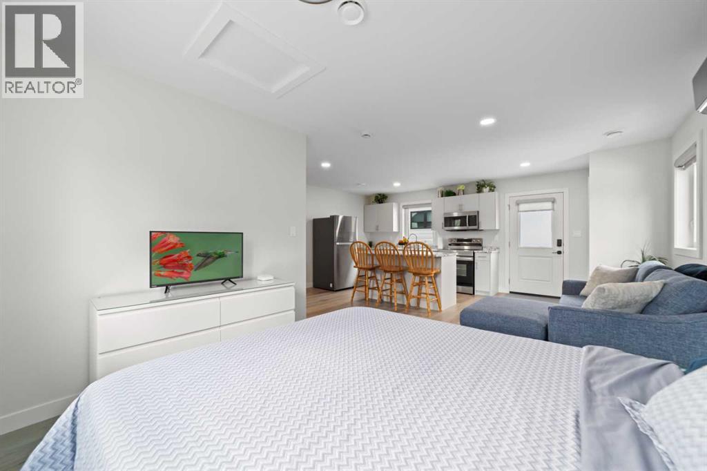 #B+D 4825 54 Street - Image 38