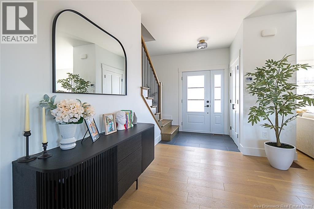 42 Golden Eagle Drive, Hanwell — photo 3