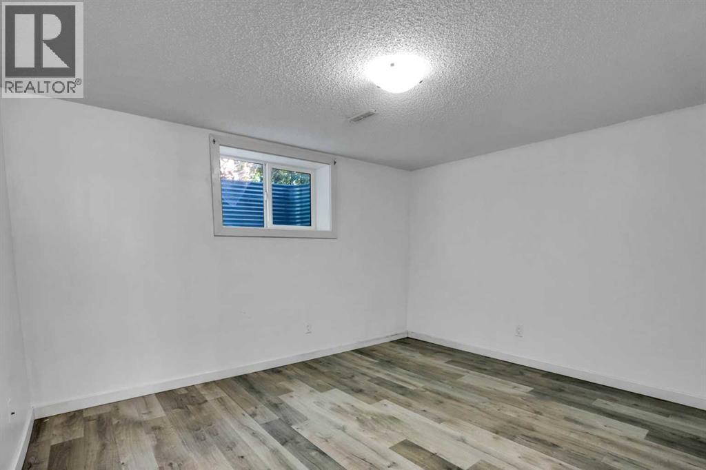 1015 Maitland Way NE - 41
