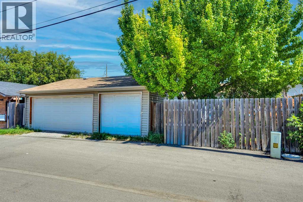 1015 Maitland Way NE - 49