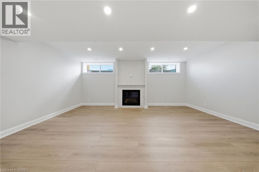#10 6 BECKETT Drive - 20
