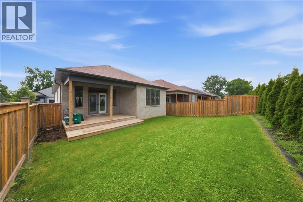 #10 6 BECKETT Drive - 32