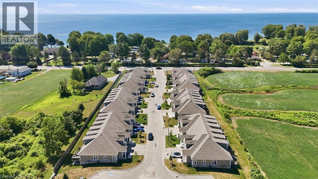 #10 744 NELSON Street W - 3
