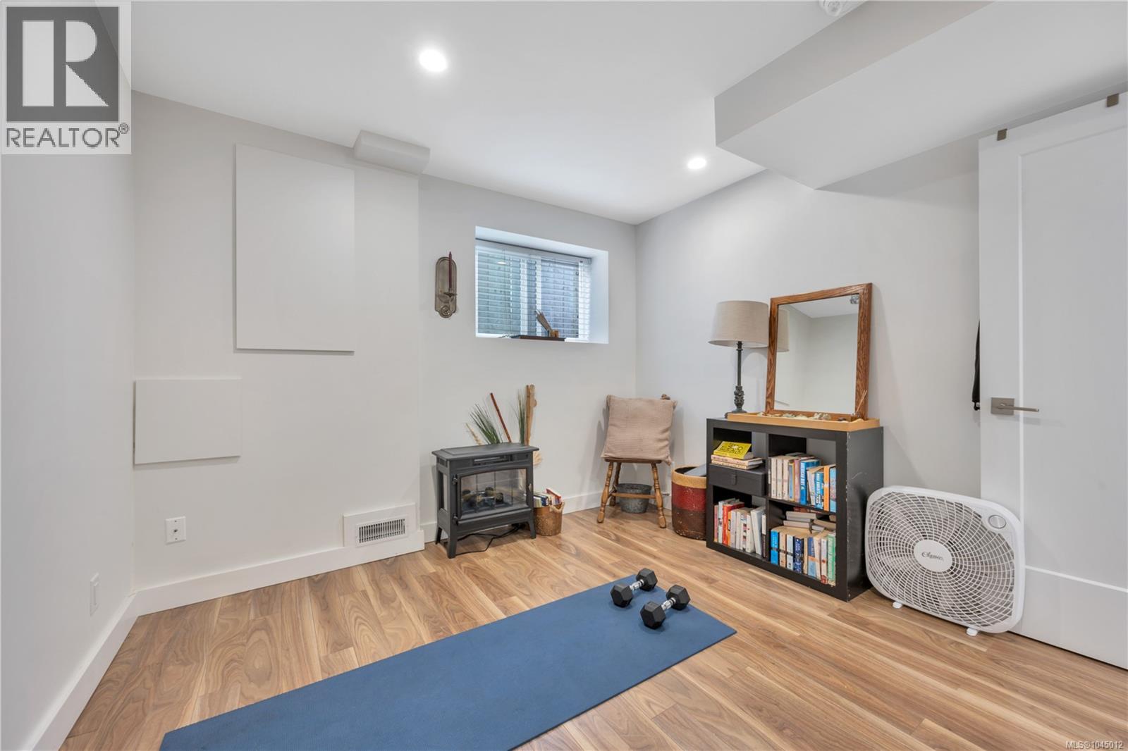 5620 Hammond Bay Rd - Image 23