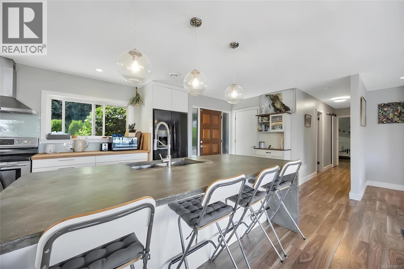 5620 Hammond Bay Rd - Image 30