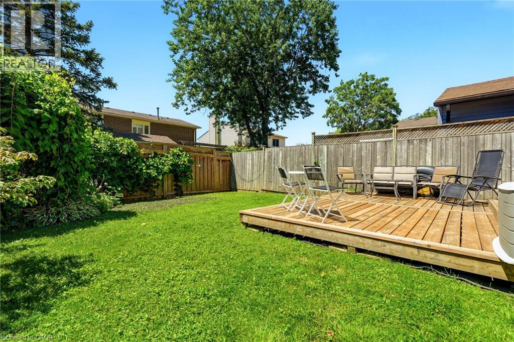 4 EILEEN Street - Image 32